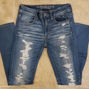 AE Super Super Stretch Distressed Jegging